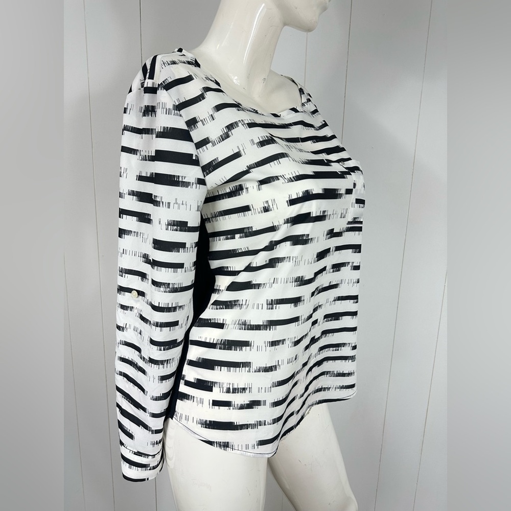 Calvin Klein Women Sz M Black & White Bold Graphic RollTab Tunic Top M Pullover - Picture 10 of 12